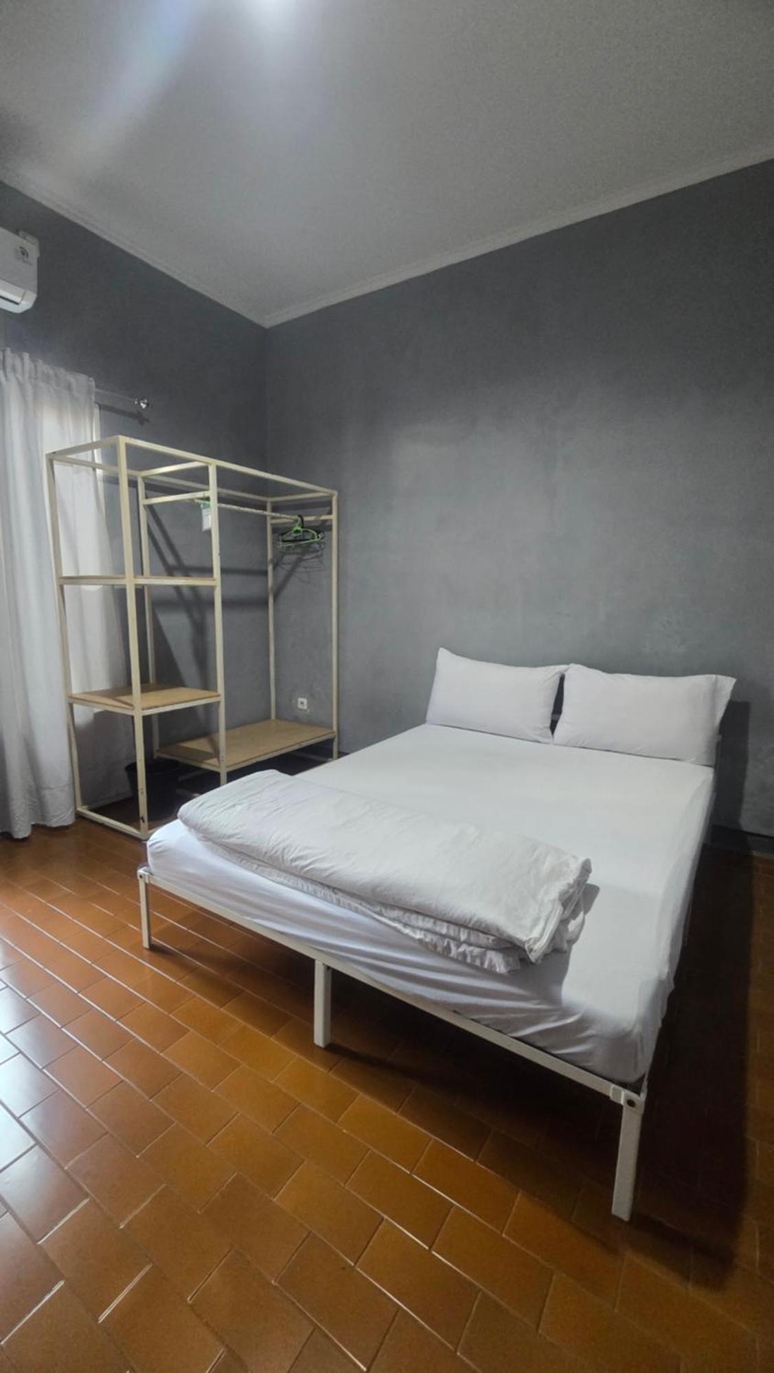 Wisma tamu Omajo Bedrooms *